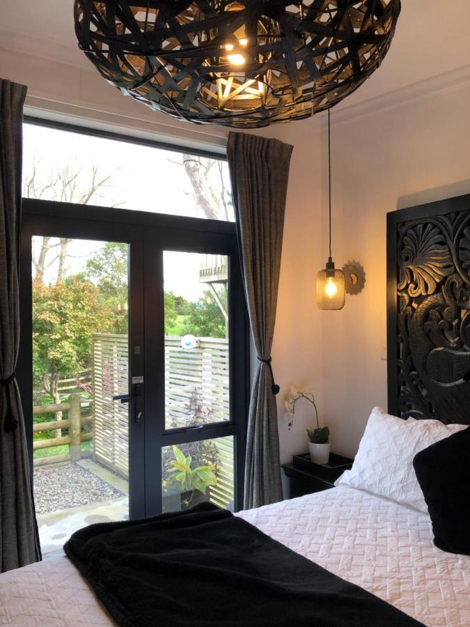 Tiny Home Luxury Farm Escape New Plymouth Egmont Village Esterno foto